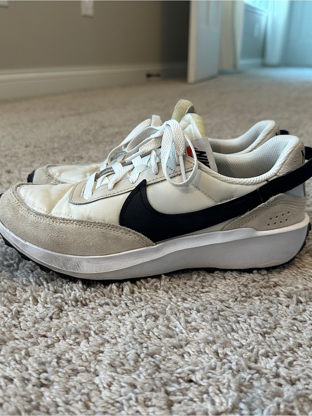 Nike Women’s White and Black Retro-Style Low-Top Sneakers